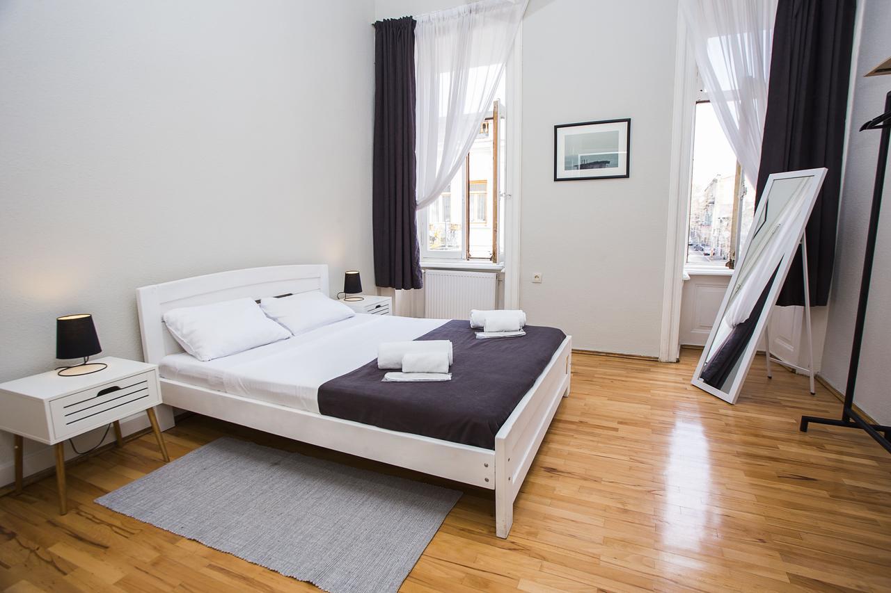 Charming 2Br Apartment In Old Tbilisi - By Wehost Exteriör bild